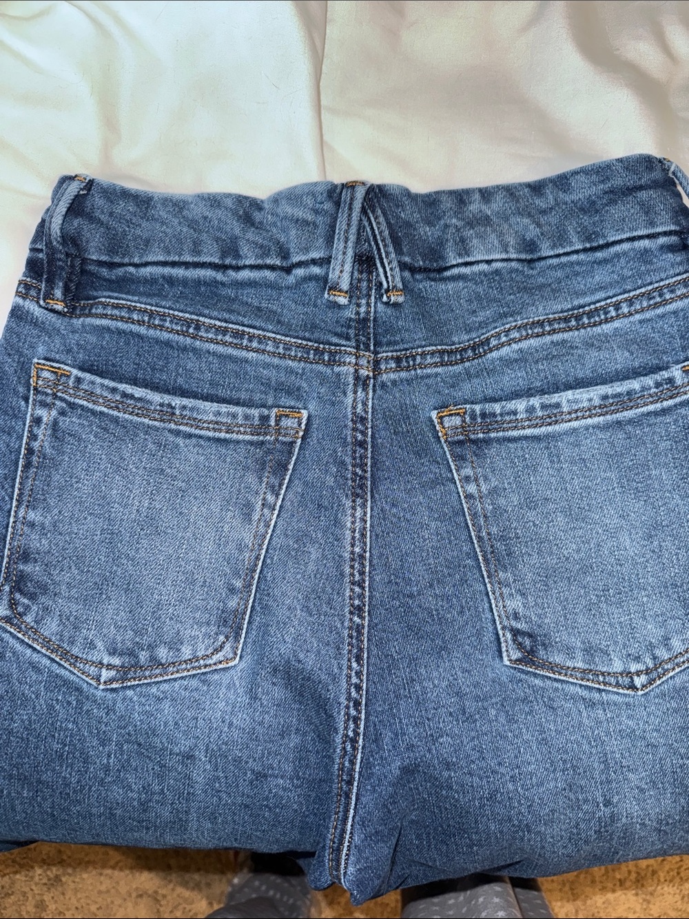 Good American Good Legs Crop Mini Boot Cut Jeans Indigo 590 size 8/29 - Picture 5 of 6